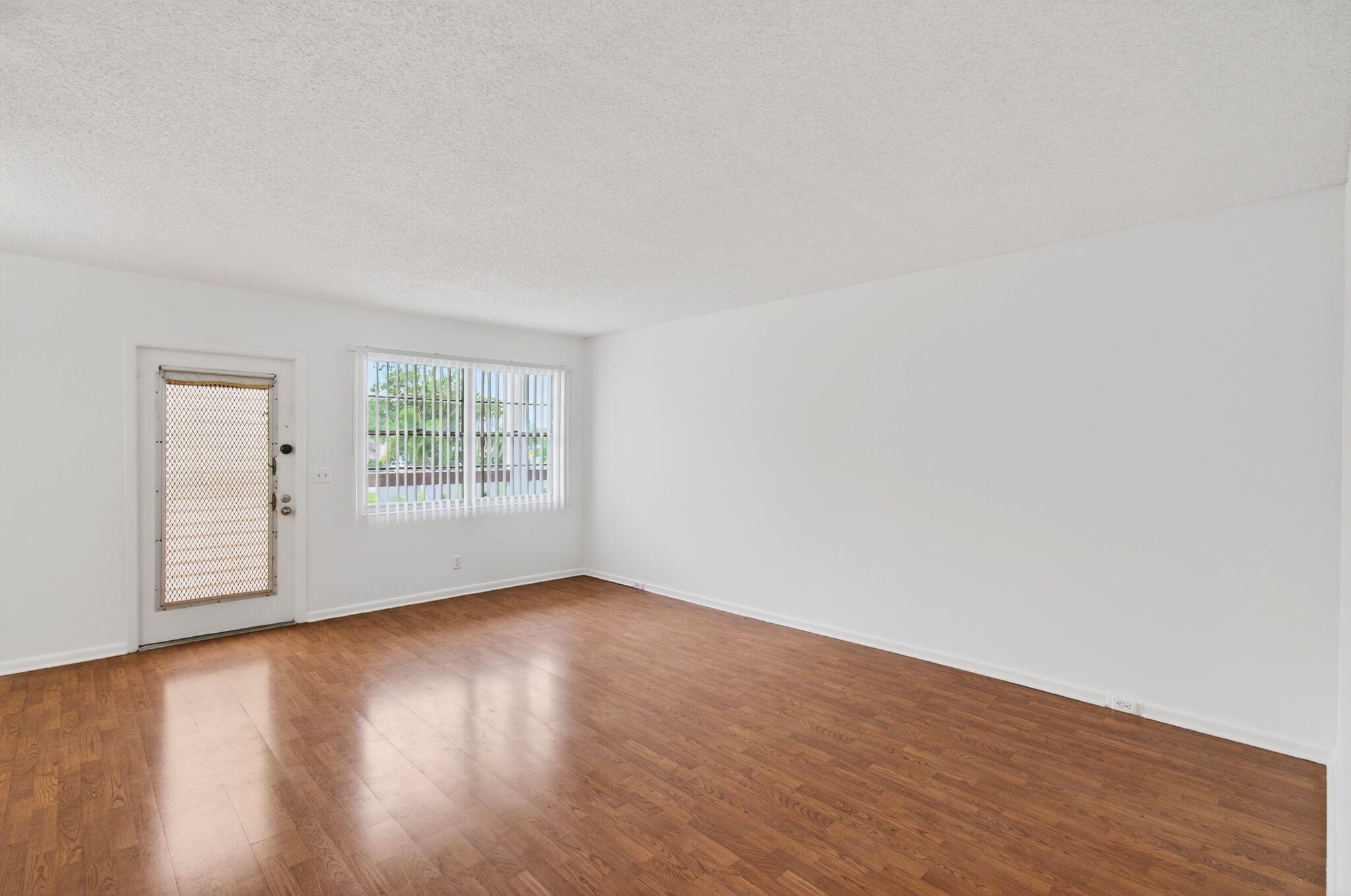 2015 Cornwall East Boca Raton, FL 33434 - Photo 12 of 104 24-web-or-mls-DSC_7280