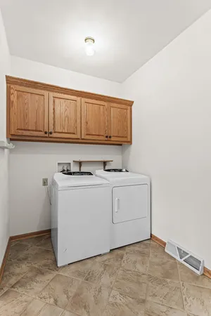 $350,000 | 1568 East Gate Drive, Watertown, WI 53094