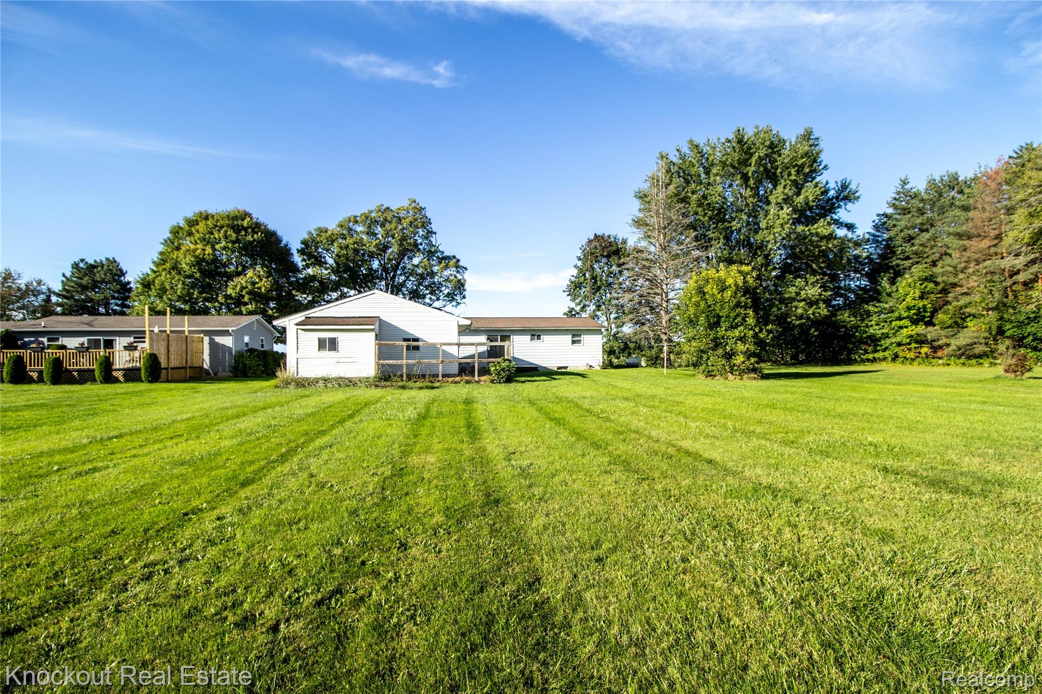 5796 East Burt Road Birch Run, MI 48415 - Photo 39 of 41 IMG_9297.jpg