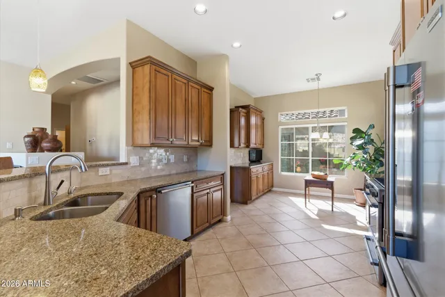 $625,000 | 7404 East Mariola Court, Gold Canyon, AZ 85118