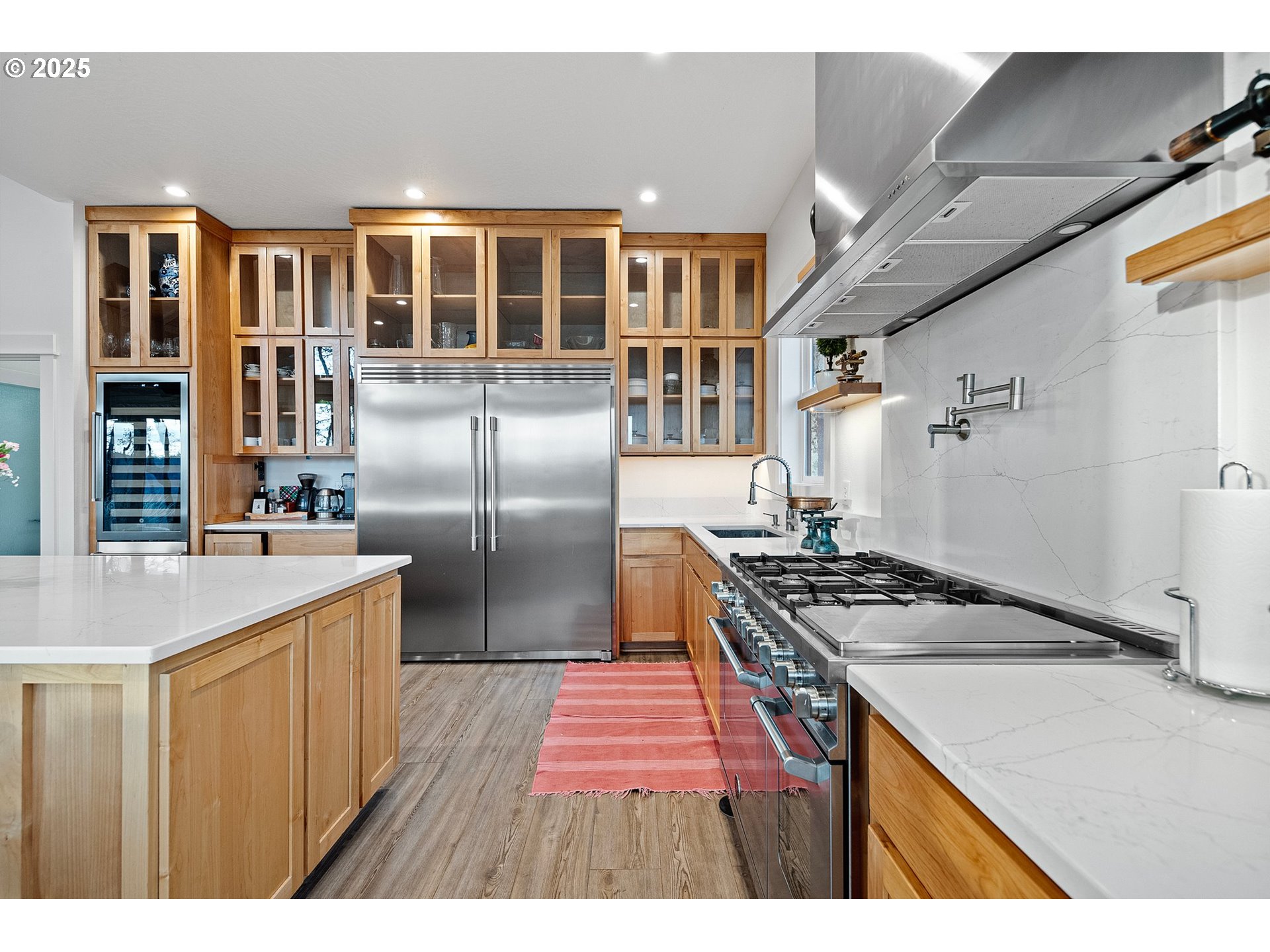 683 Oak Street Springfield, OR 97477 - Photo 17 of 48 Pantry