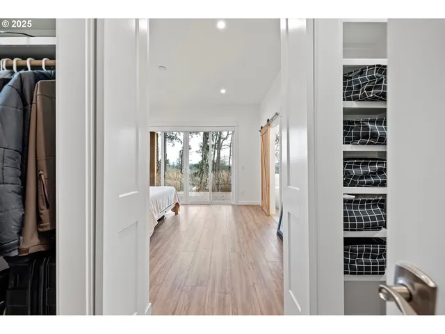 $1,350,000 | 683 Oak Street, Springfield, OR 97477