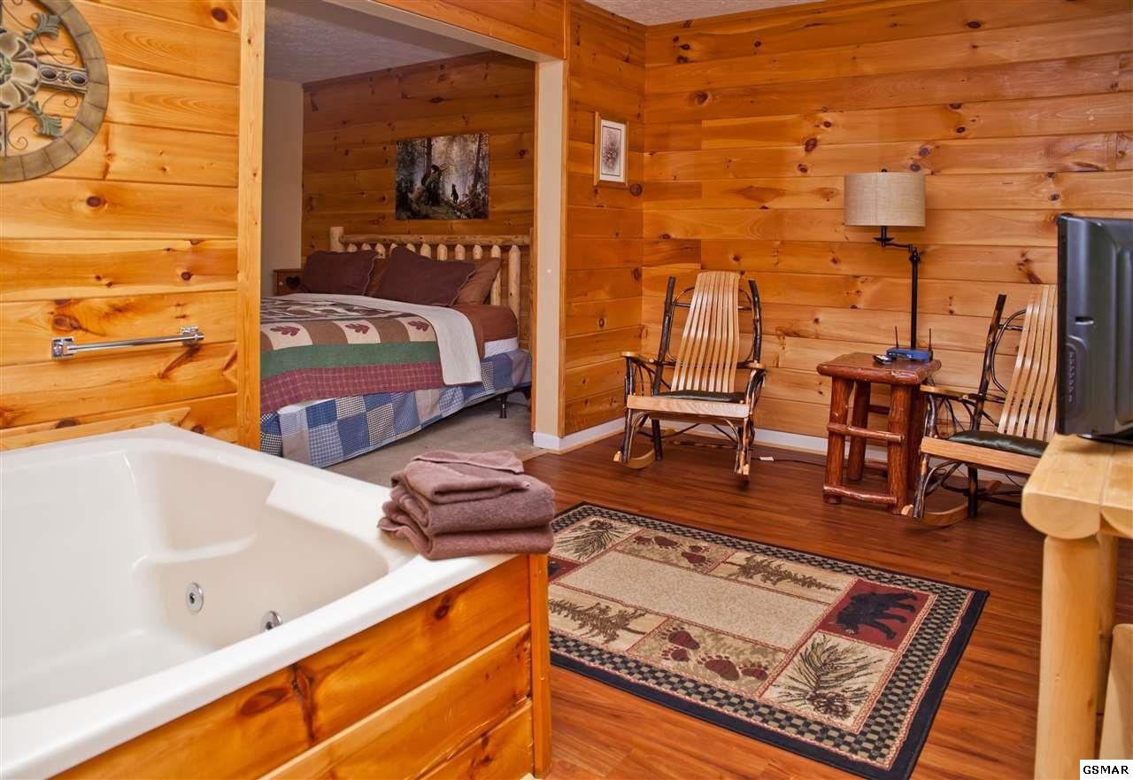 853 Lloyd Huskey Road, Unit HEAVENSDOOR Pigeon Forge, TN 37863 - Photo 25 of 33 Gallery Image 25