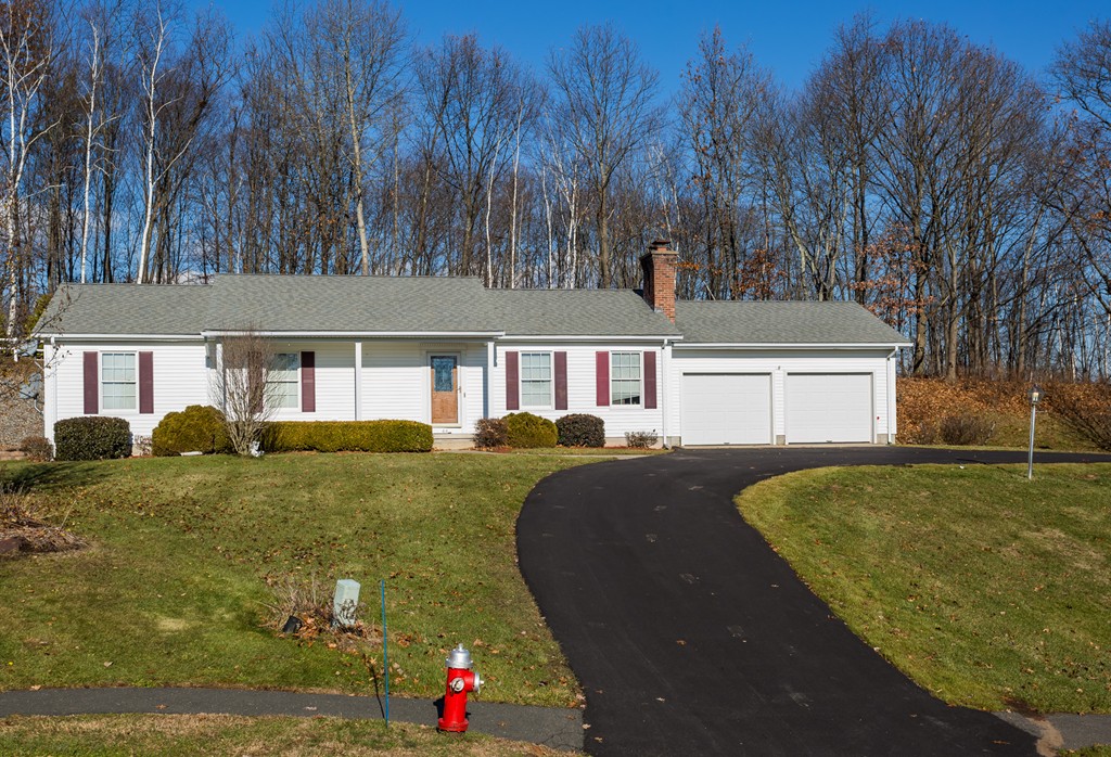 44 Hummingbird Lane West Springfield, MA 01089 - Photo 1 of 21 Gallery Image 1