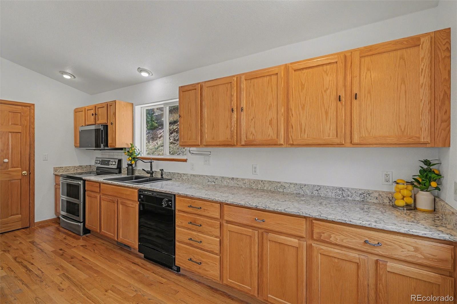 13475 Shiloh Road Conifer, CO 80433 - Photo 6 of 26