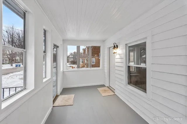 $329,108 | 712 South 5th Street, St. Charles, IL 60174