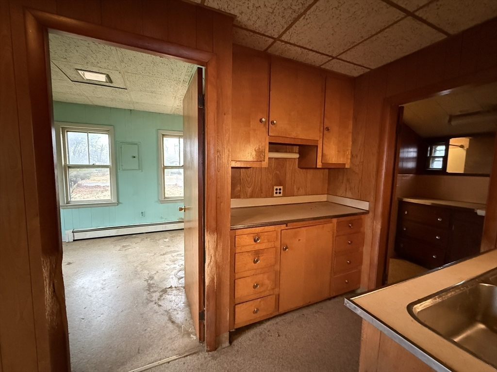 88 Union Point Road Webster, MA 01570 - Photo 19 of 33 Gallery Image 19