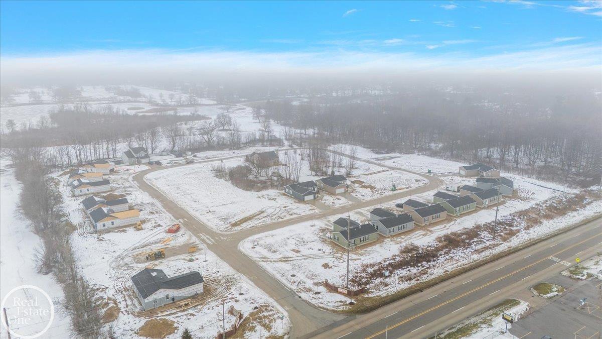 4267 Sugar Maple Run, Unit #13 Flint, MI 48506 - Photo 11 of 18