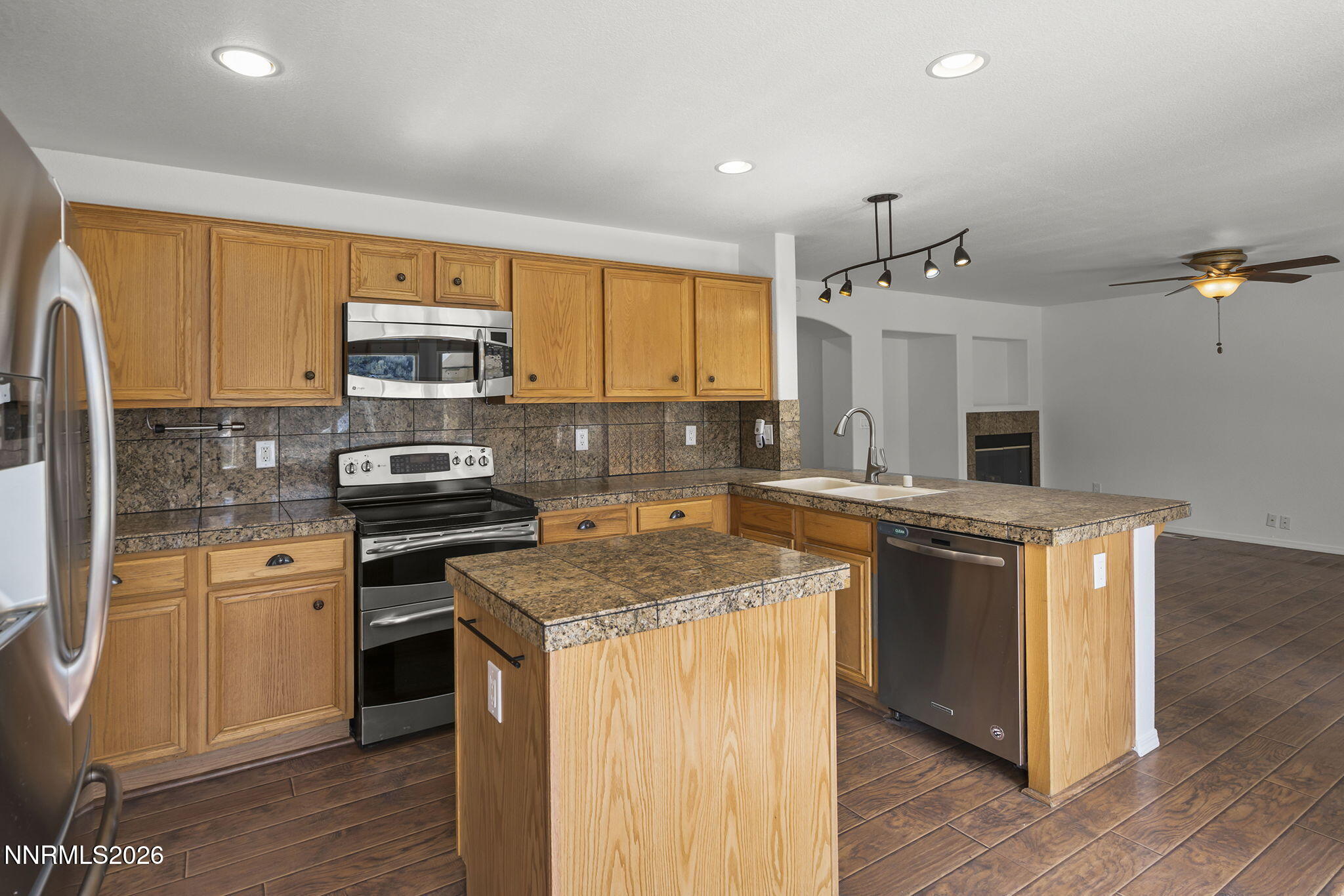 409 Solitude Court Reno, NV 89511 - Photo 14 of 72 18-web-or-mls-_DSC0333