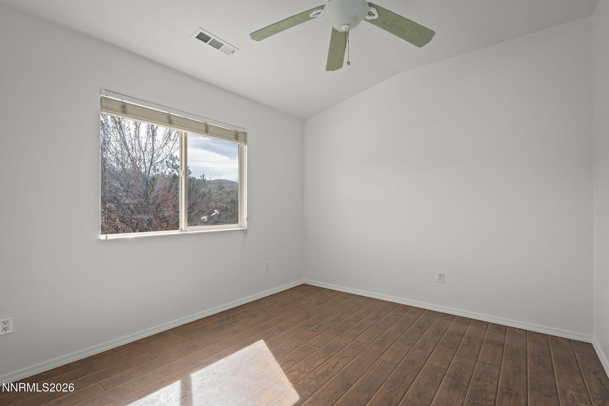 409 Solitude Court Reno, NV 89511 - Photo 37 of 72 39-web-or-mls-_DSC0464