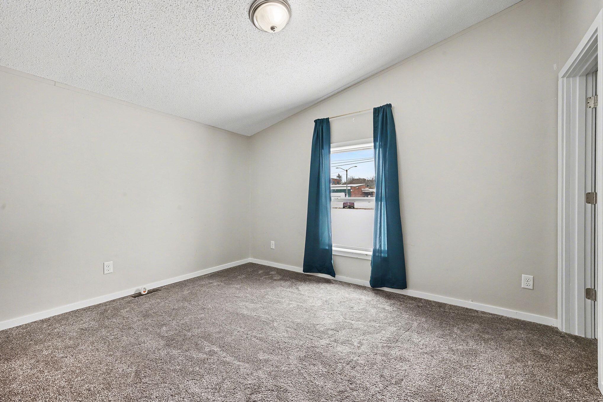 214 East Arbor Street Marcellus, MI 49067 - Photo 11 of 19 012_file_9696