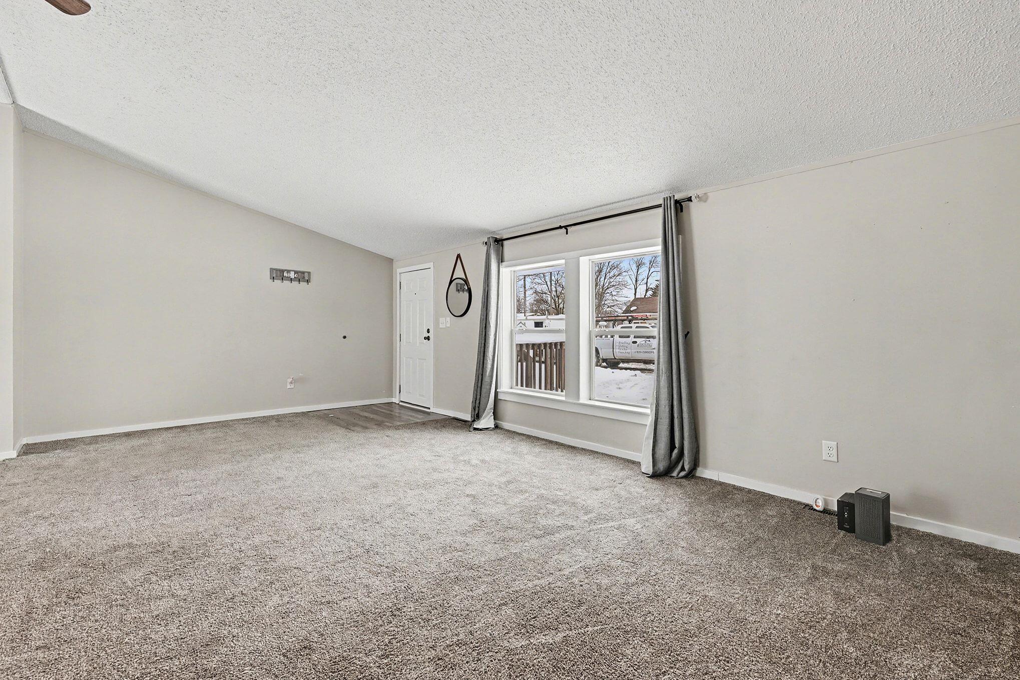 214 East Arbor Street Marcellus, MI 49067 - Photo 5 of 19 006_file_6607