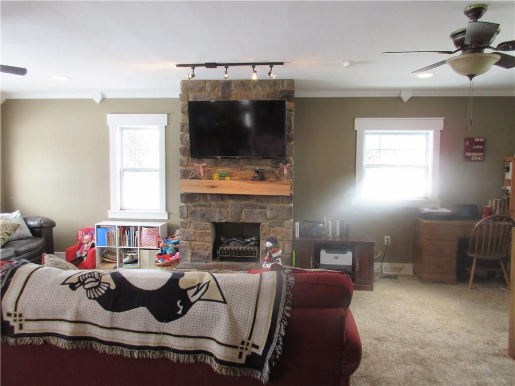 744 Winfield Road Cabot, PA 16023 - Photo 5 of 23 Living Room