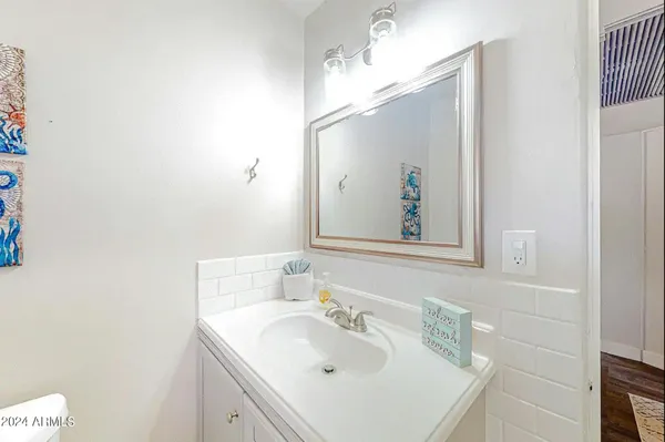 $499,000 | 707 East University Drive, Mesa, AZ 85203