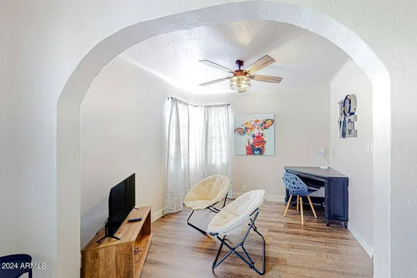 $499,000 | 707 East University Drive, Mesa, AZ 85203