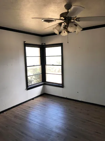 $199,800 | 3610 Avenue V, Snyder, TX 79549