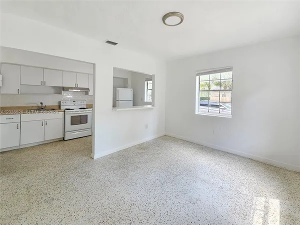 $1,700 | 6601 Southwest 10th Street, Unit 2, West Miami, FL 33144