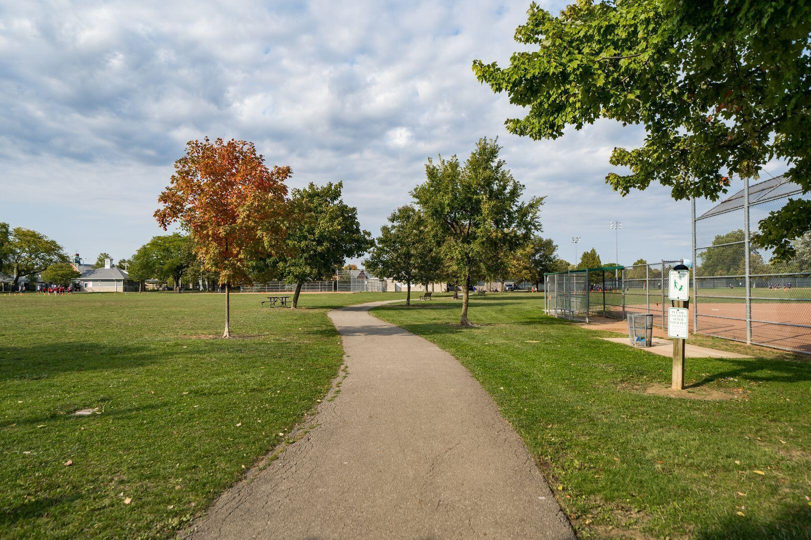 1418 Northam Road Columbus, OH 43221 - Photo 42 of 61 005_7ac3f1c2f1b7_j wexford116