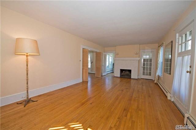 86 Cliff Road Belle Terre, NY 11777 - Photo 5 of 13