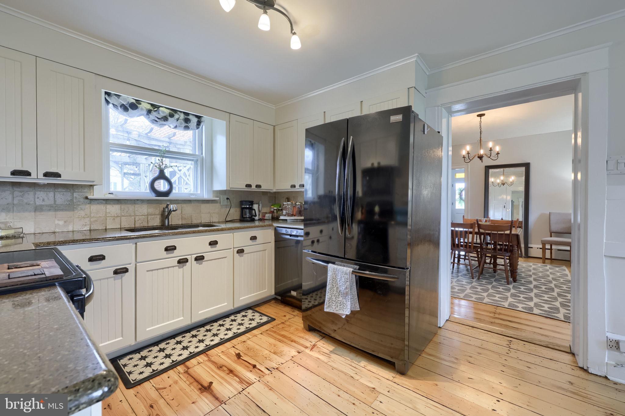 2047 Jarvis Road Lancaster, PA 17601 - Photo 13 of 68