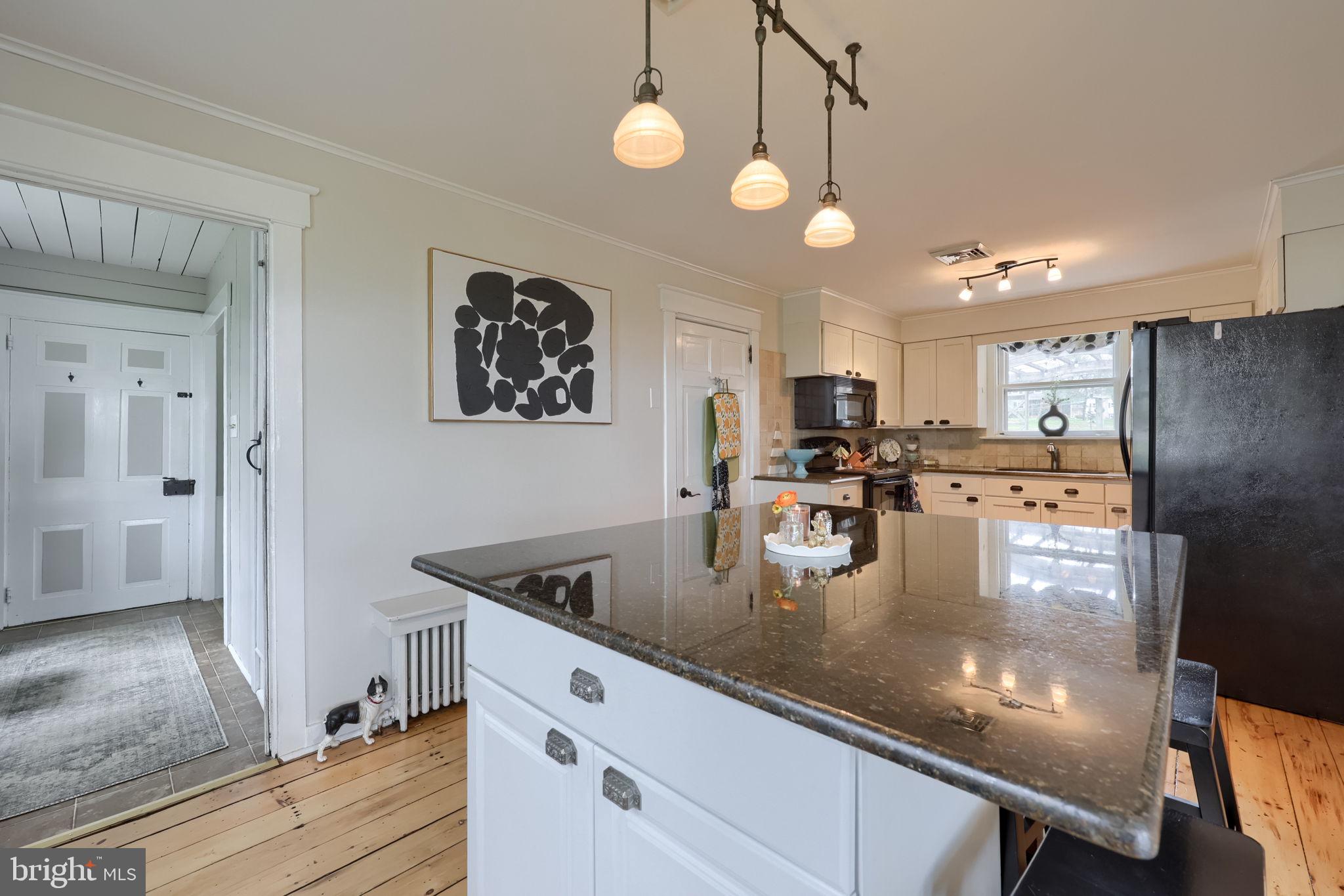 2047 Jarvis Road Lancaster, PA 17601 - Photo 17 of 68