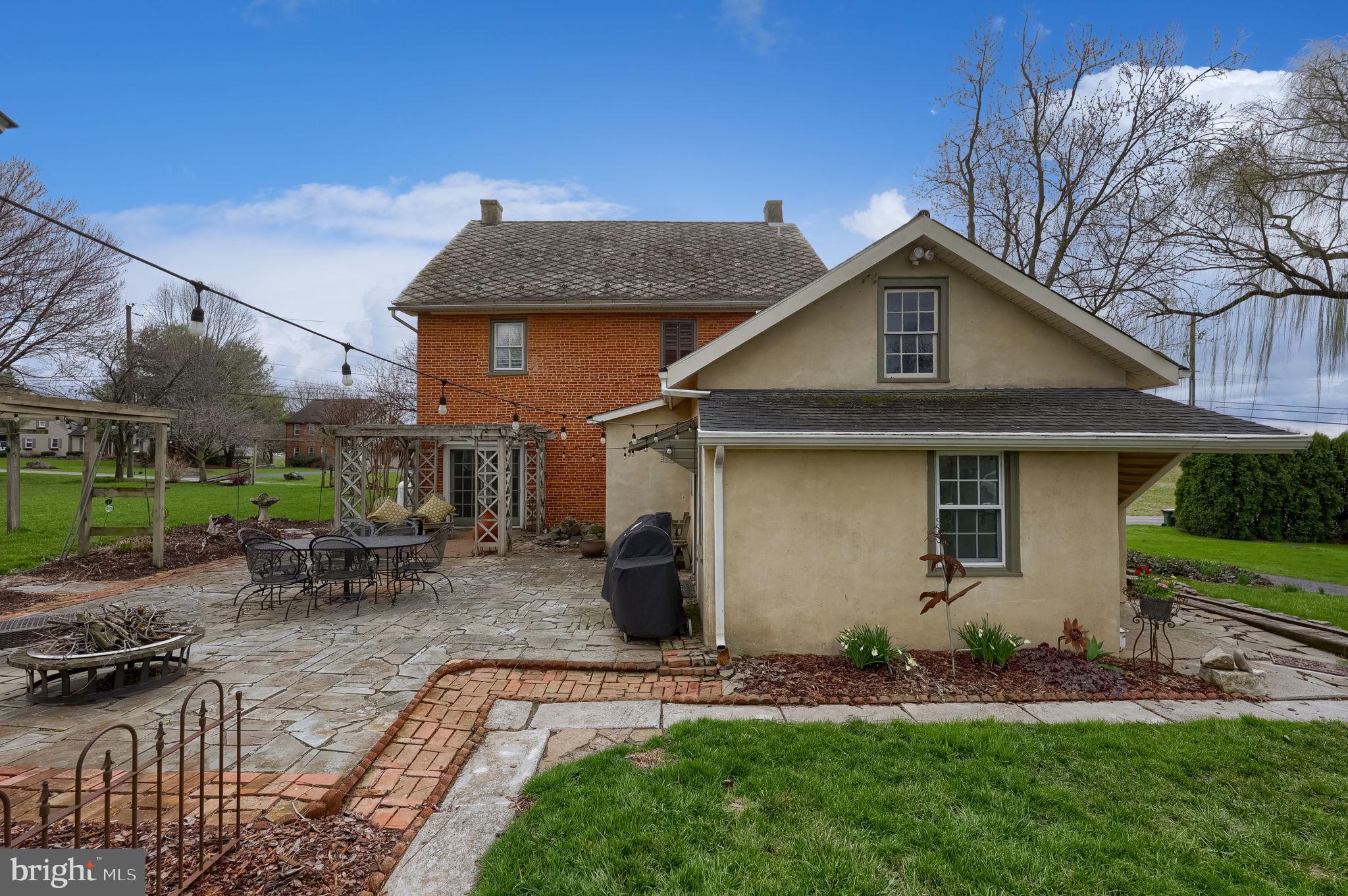 2047 Jarvis Road Lancaster, PA 17601 - Photo 2 of 68