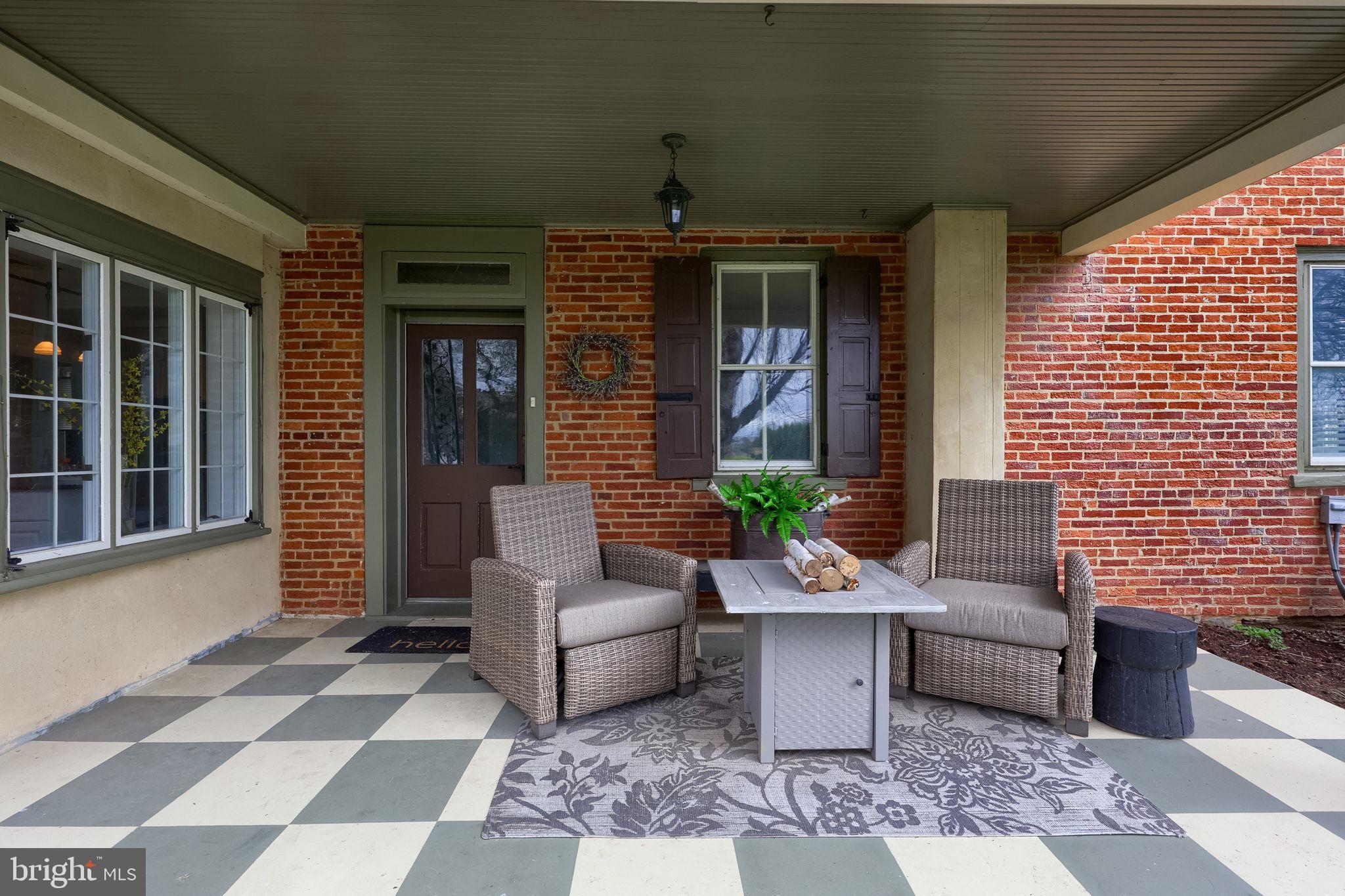 2047 Jarvis Road Lancaster, PA 17601 - Photo 3 of 68