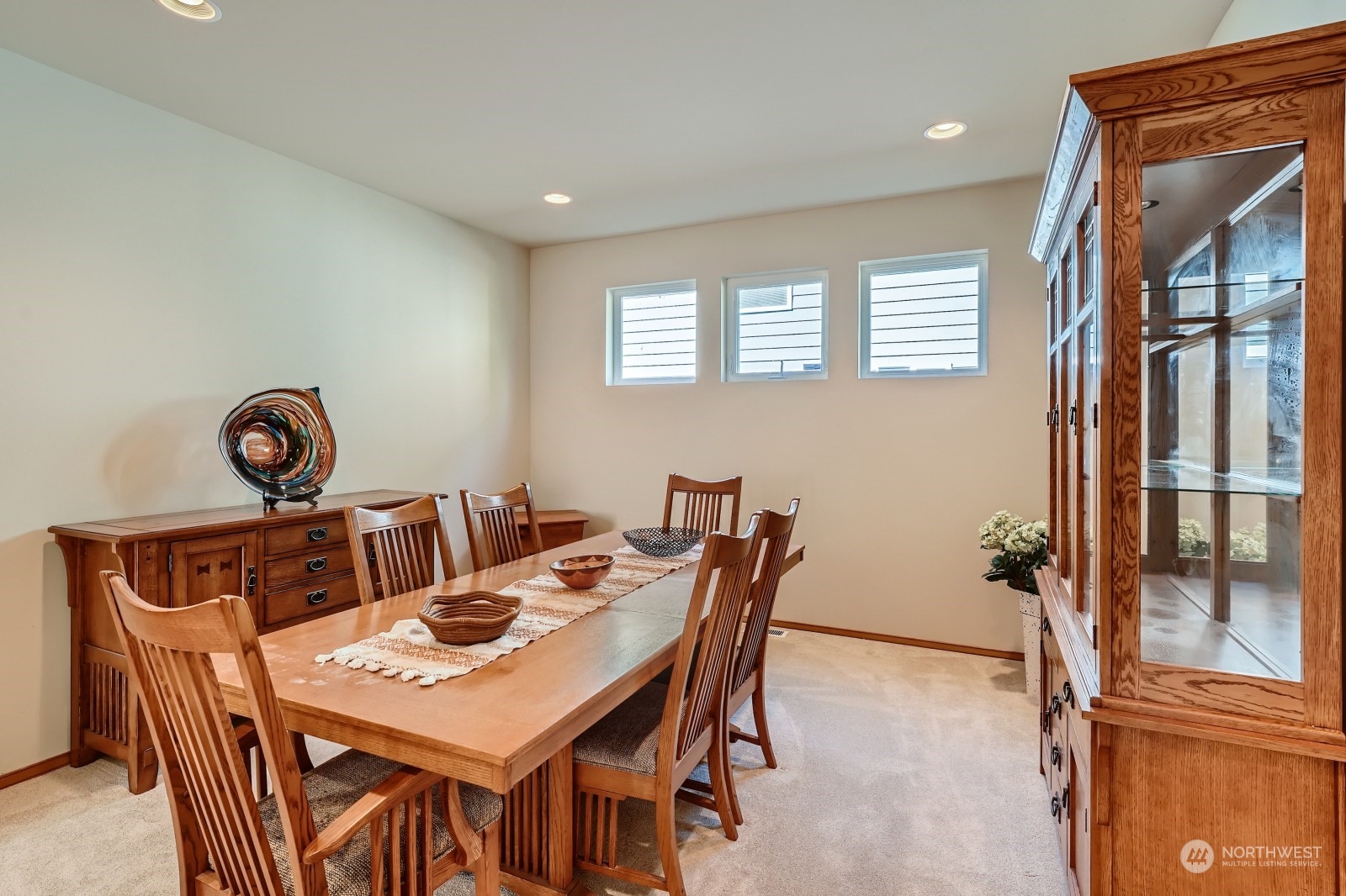 5720 Northeast 1st Place Renton, WA 98059 - Photo 10 of 40 Gallery Image 10