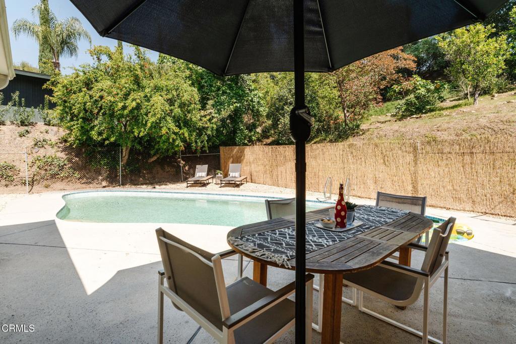 4520 El Prieto Road Altadena, CA 91001 - Photo 30 of 38 4520 El Prieto-45