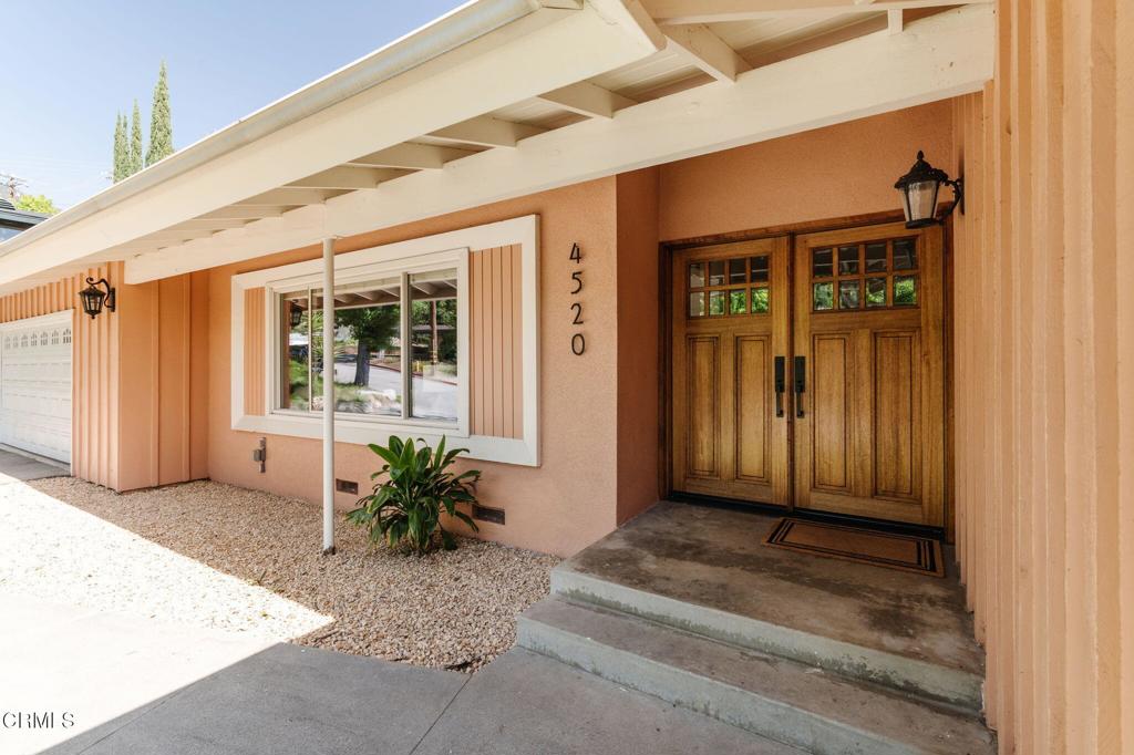 4520 El Prieto Road Altadena, CA 91001 - Photo 3 of 38 4520 El Prieto-60