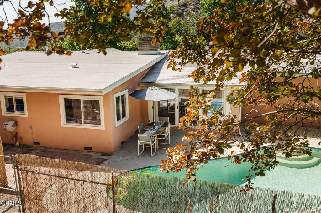 4520 El Prieto Road Altadena, CA 91001 - Photo 33 of 38 4520 El Prieto-59