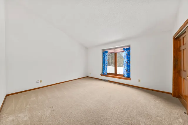 $599,900 | 14591 West Fieldpointe Court, New Berlin, WI 53151