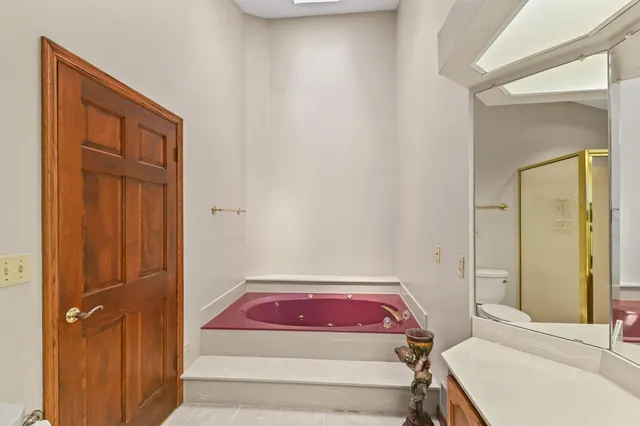 $599,900 | 14591 West Fieldpointe Court, New Berlin, WI 53151