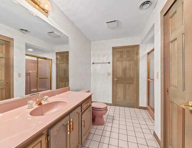 $599,900 | 14591 West Fieldpointe Court, New Berlin, WI 53151