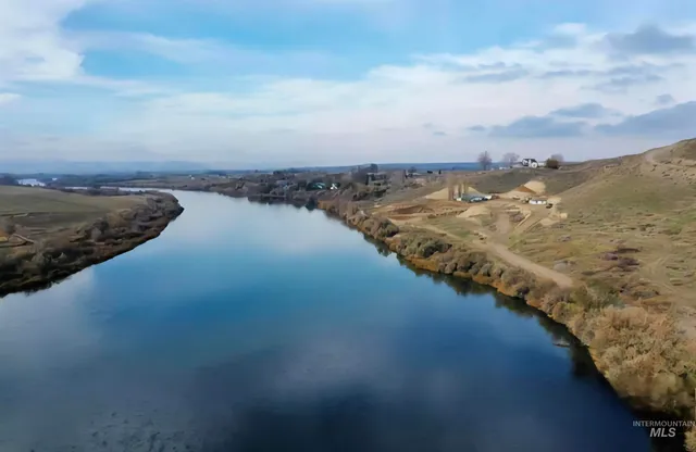 $598,000 | 20383 Riverpoint Lane, Wilder, ID 83676