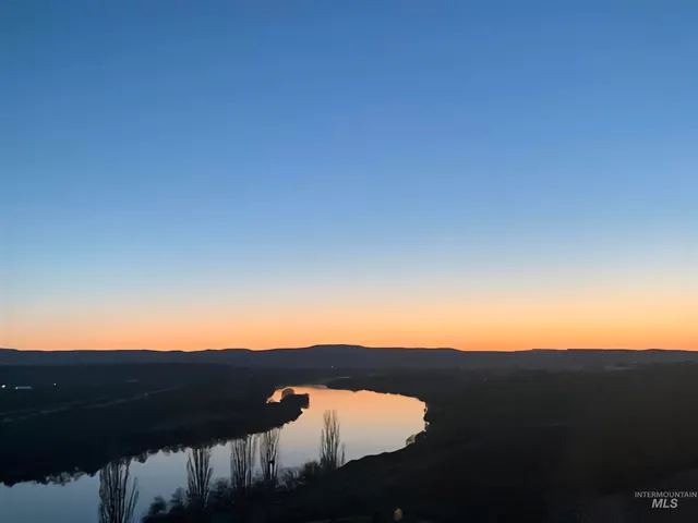 $598,000 | 20383 Riverpoint Lane, Wilder, ID 83676