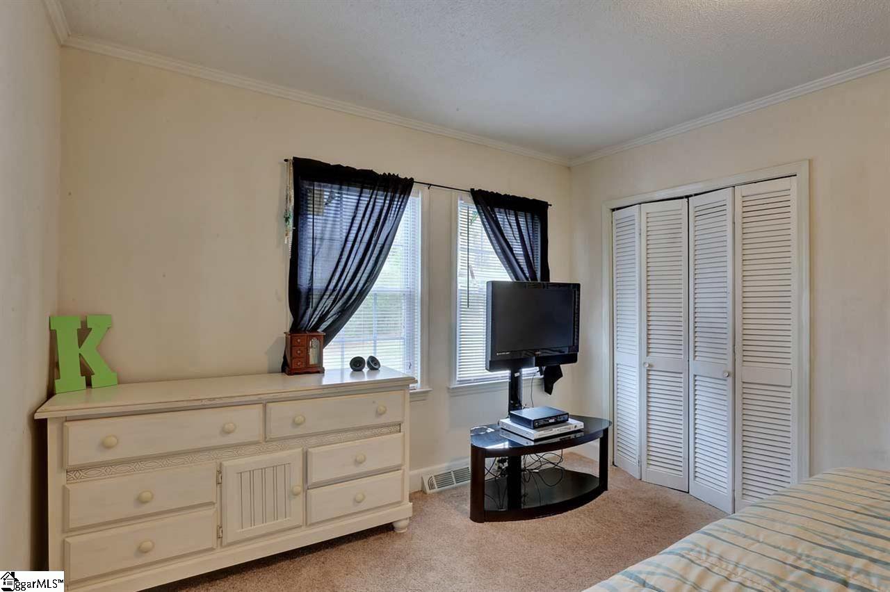 110 Rock View Street Easley, SC 29640 - Photo 11 of 20 Gallery Image 11
