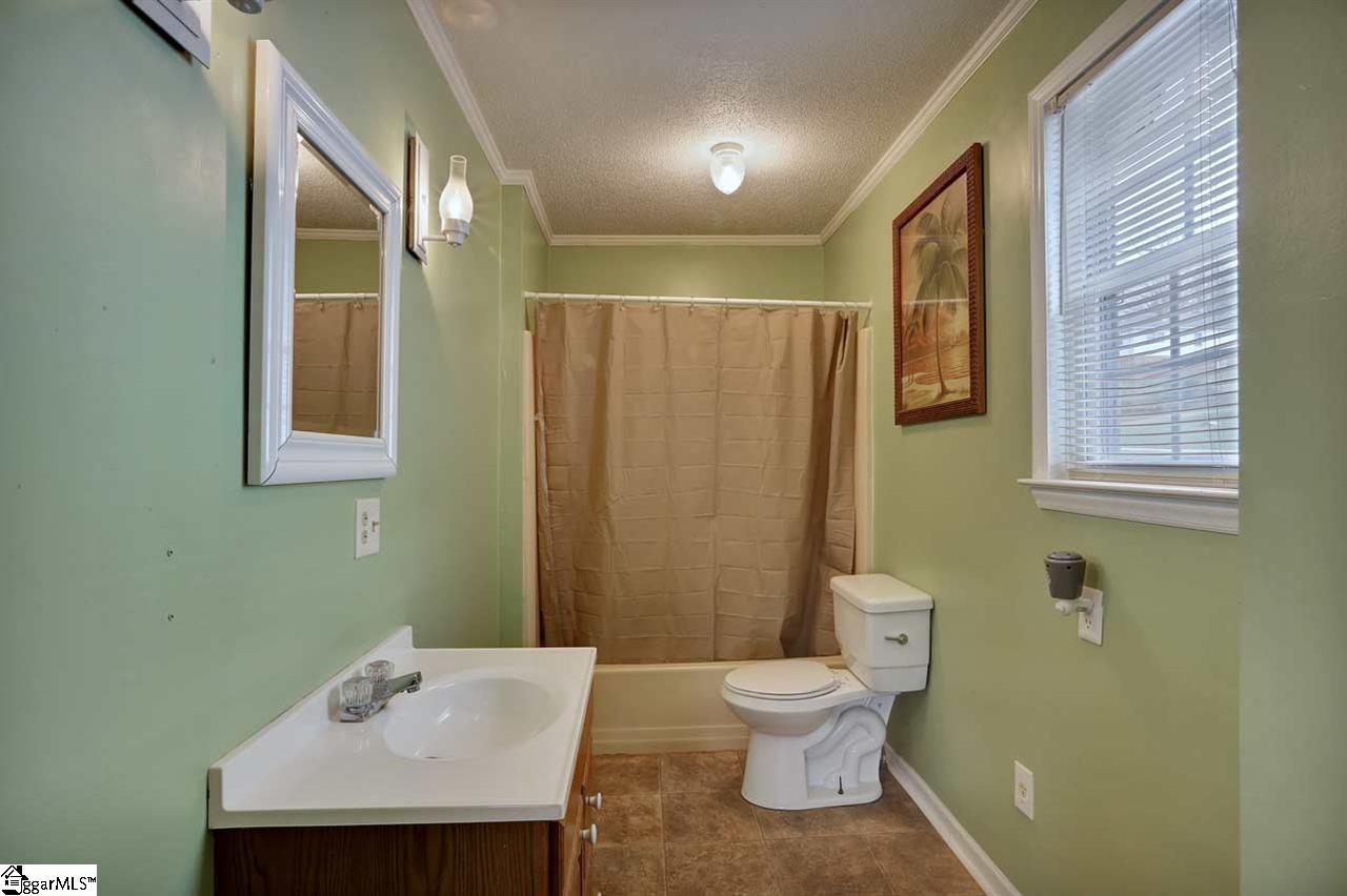 110 Rock View Street Easley, SC 29640 - Photo 13 of 20 Gallery Image 13