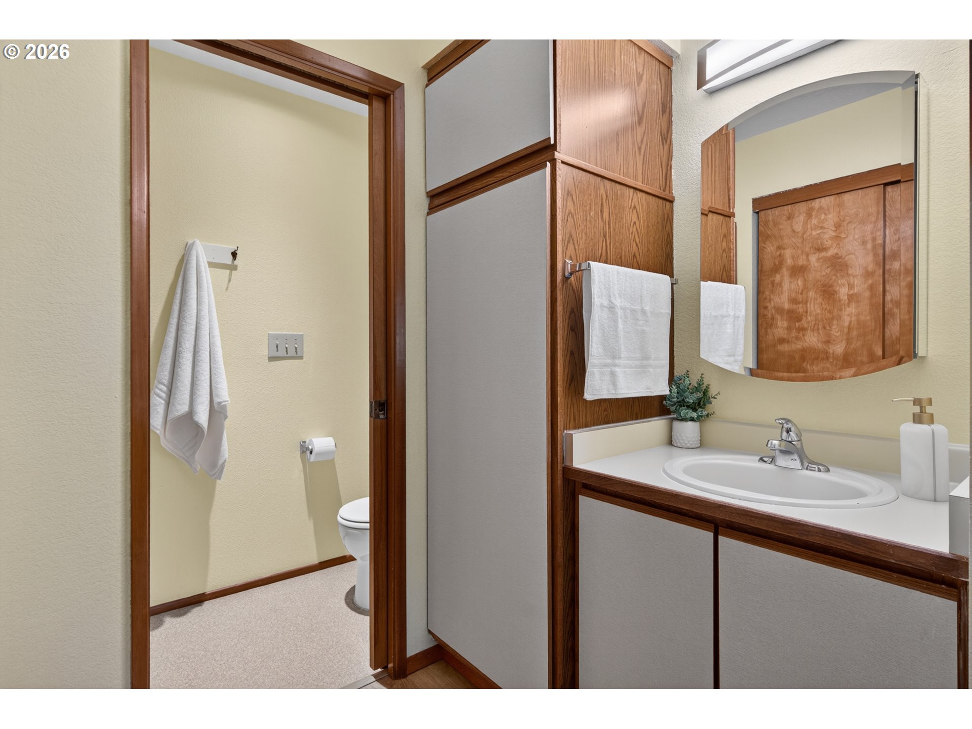 86 Kingsgate Road, Unit F105 Lake Oswego, OR 97035 - Photo 15 of 29 Gallery Image 15