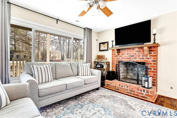 $339,500 | 107 Five Oaks Lane, Ashland, VA 23005