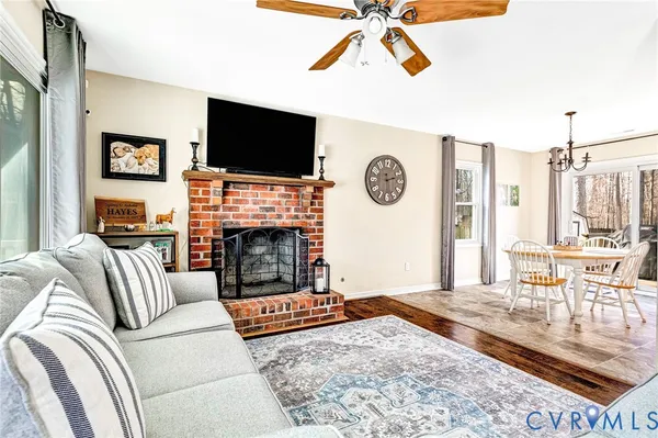 $339,500 | 107 Five Oaks Lane, Ashland, VA 23005