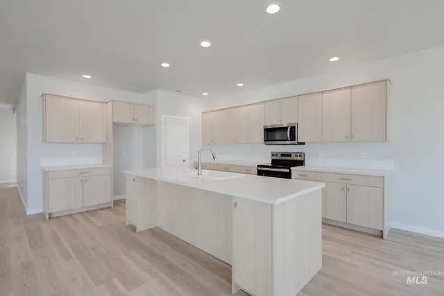 $479,990 | 2101 North 7th St Mountain East, Mountain Home, ID 83647