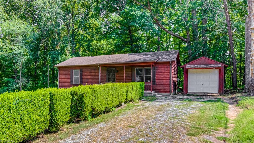 2801 Cyrus Road Greensboro, NC 27406 - Photo 3 of 25