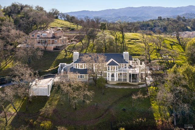 $1,895,000 | 6 Oak Park Drive, Novato, CA 94945