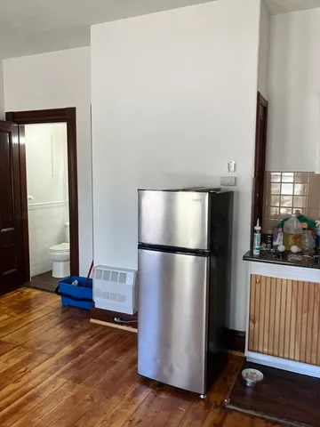 $1,300 | 14 Brewster Street, Unit 1, Plymouth, MA 02360