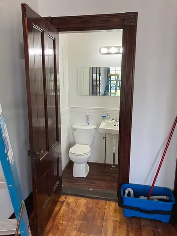 $1,300 | 14 Brewster Street, Unit 1, Plymouth, MA 02360