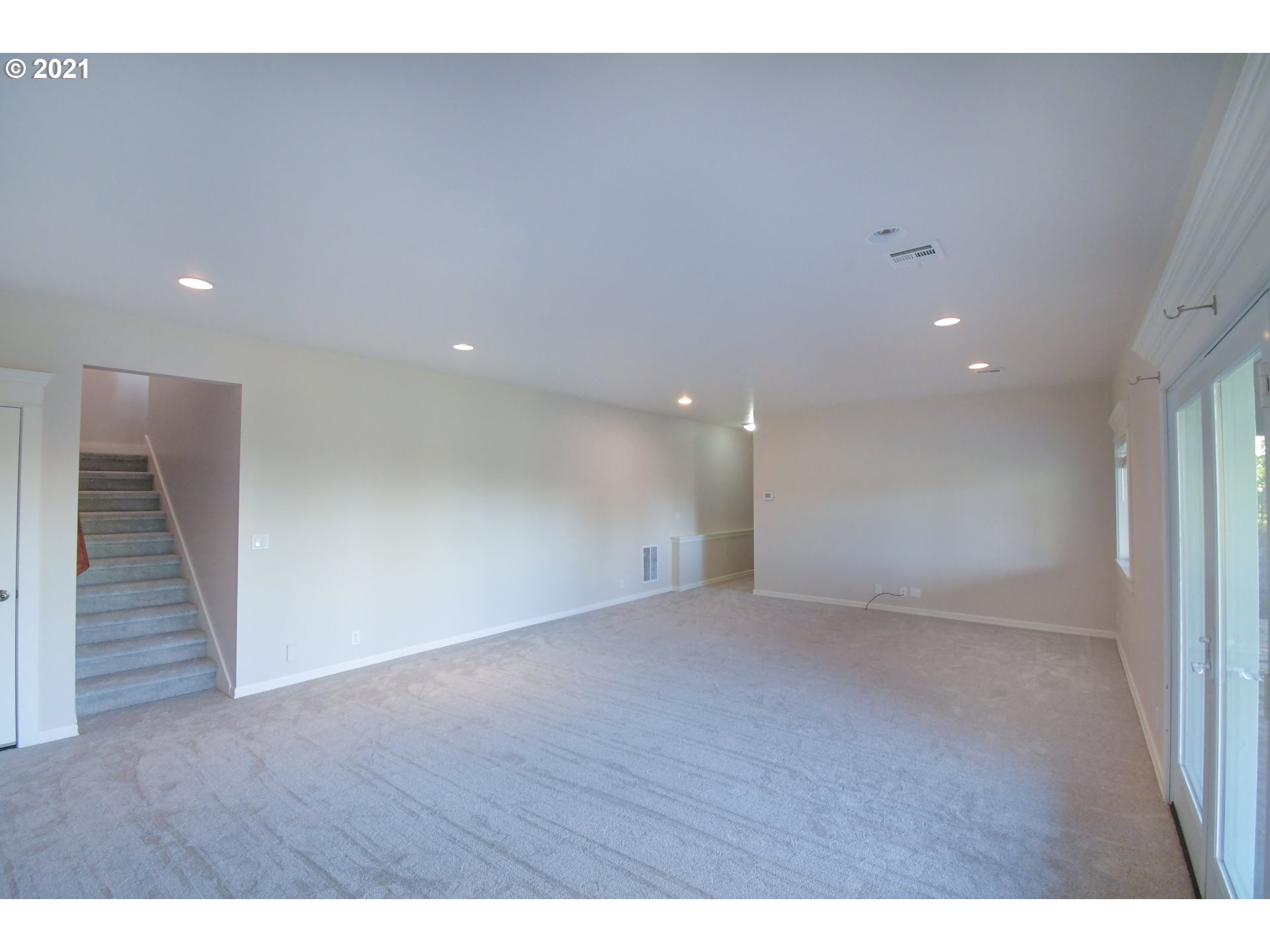 2529 Ridgemont Drive Eugene, OR 97405 - Photo 23 of 32 Gallery Image 23
