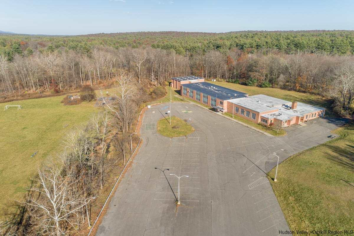 1700 Sawkill Road Kingston, NY 12401 - Photo 3 of 16 Photo 3