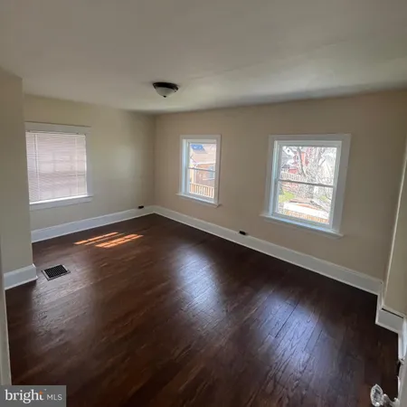 $1,625 | 609 Smithfield Avenue, Winchester, VA 22601