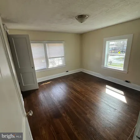 $1,625 | 609 Smithfield Avenue, Winchester, VA 22601